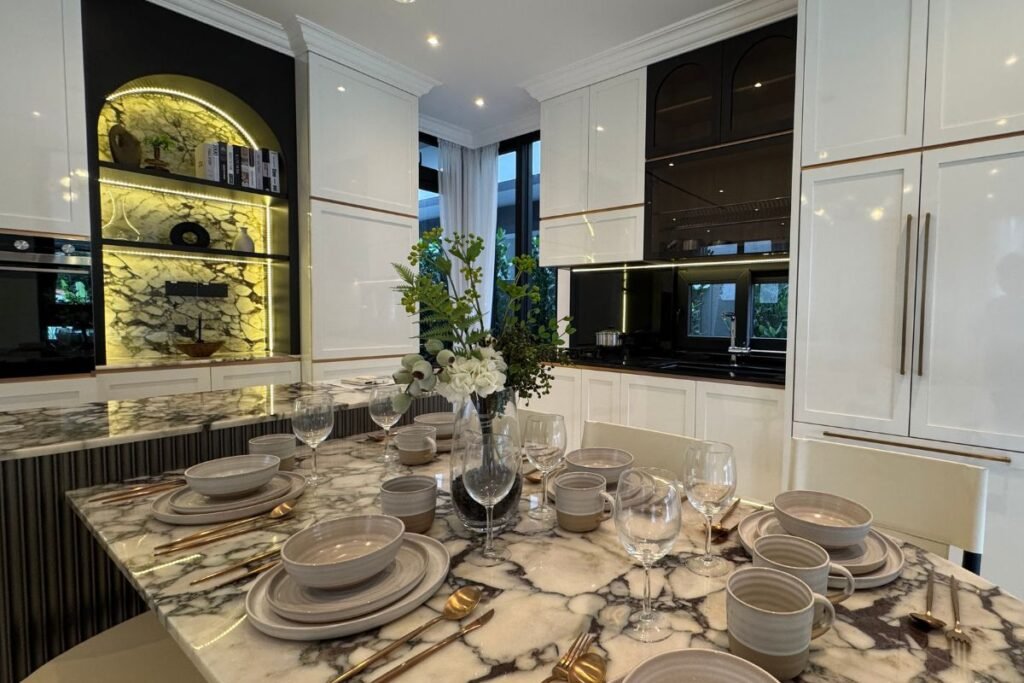 coasta villas dining